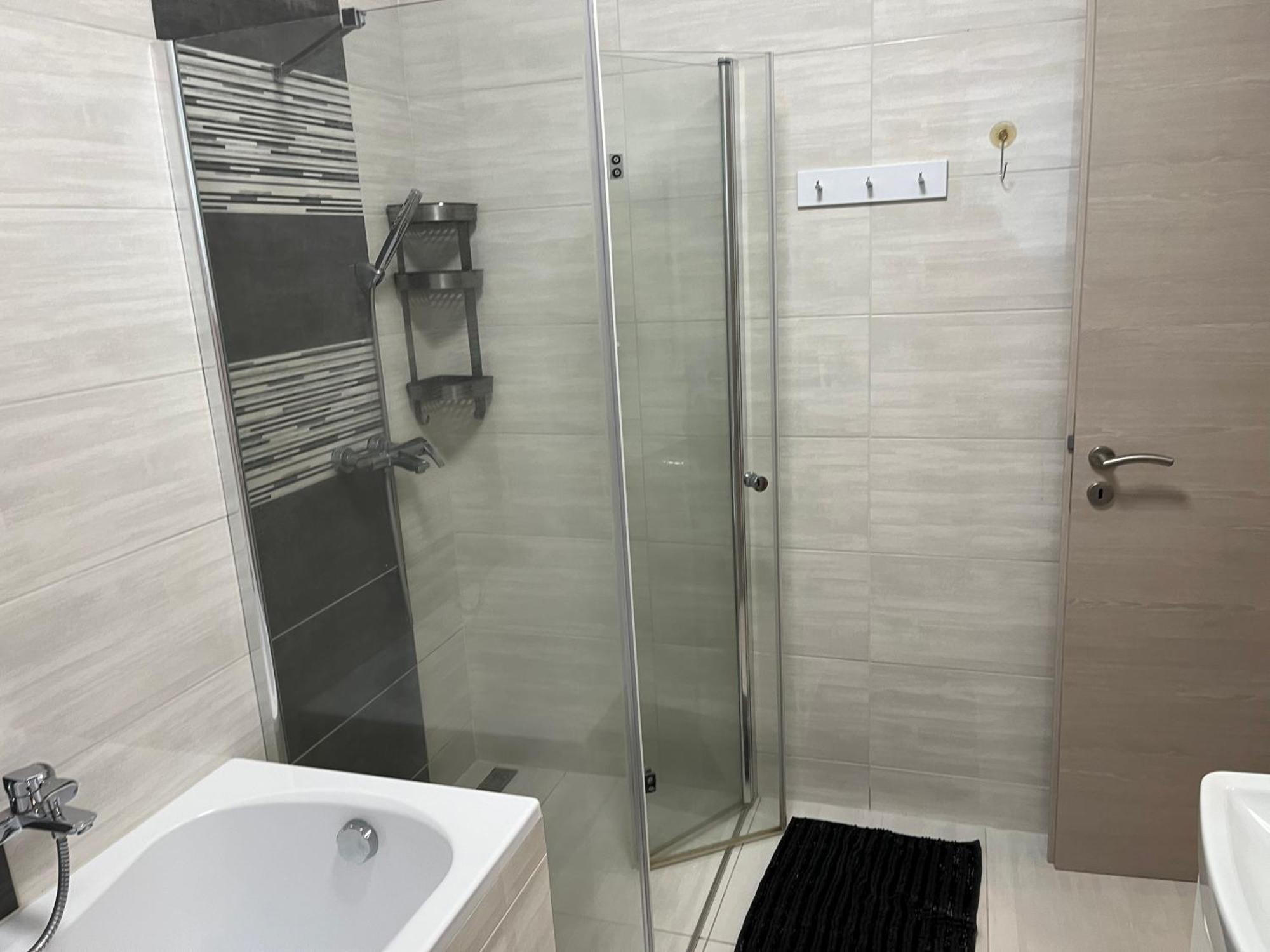 Brookforest Belvarosi Apartman Debrecen Exterior foto